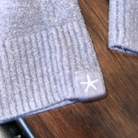 Barefoot Dreams Heather Gray Women's Sweater - Picture 4 of 6